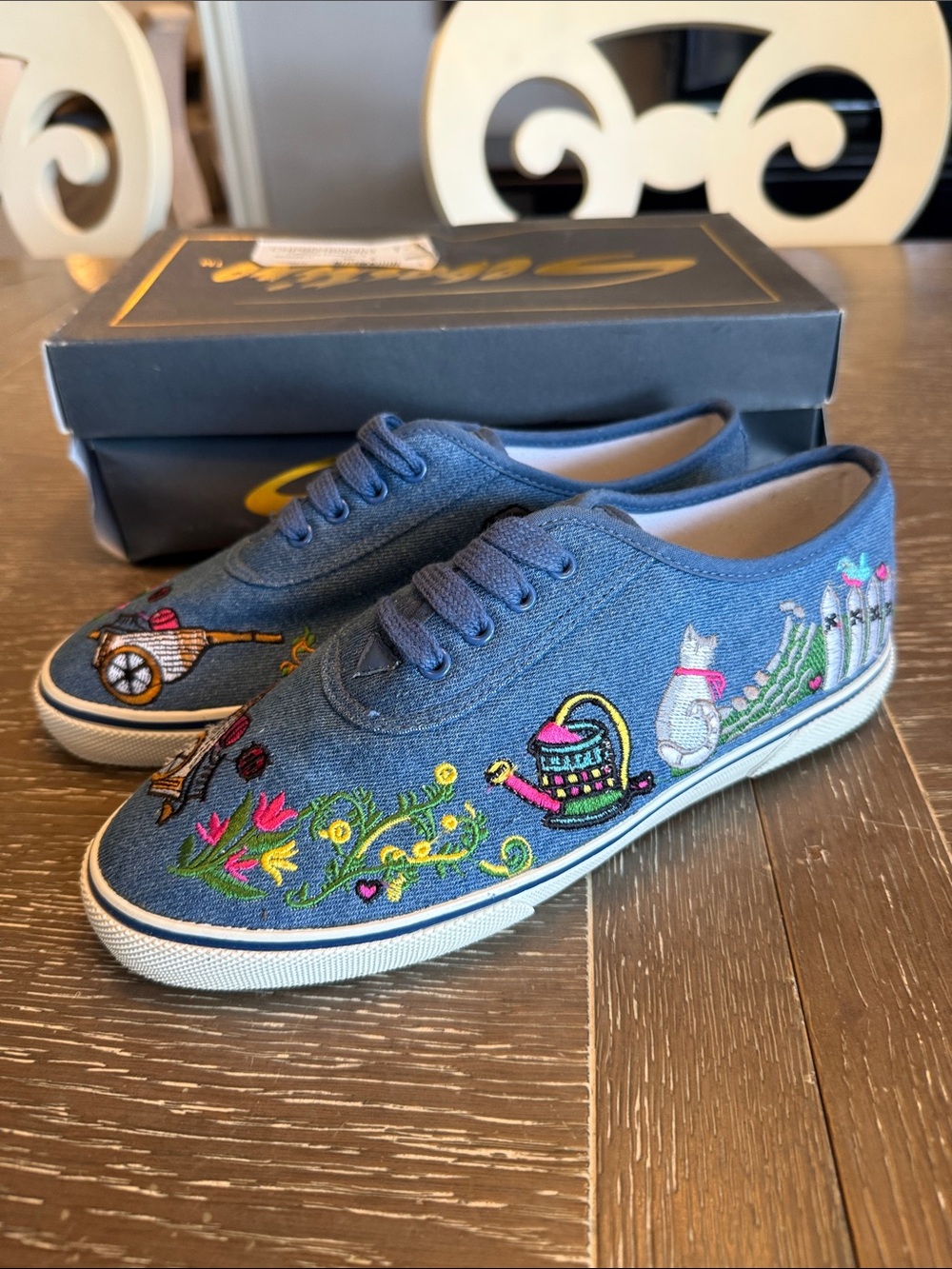 Sebastino sneakers vintage Denim Embroidered country Garden women’s 8